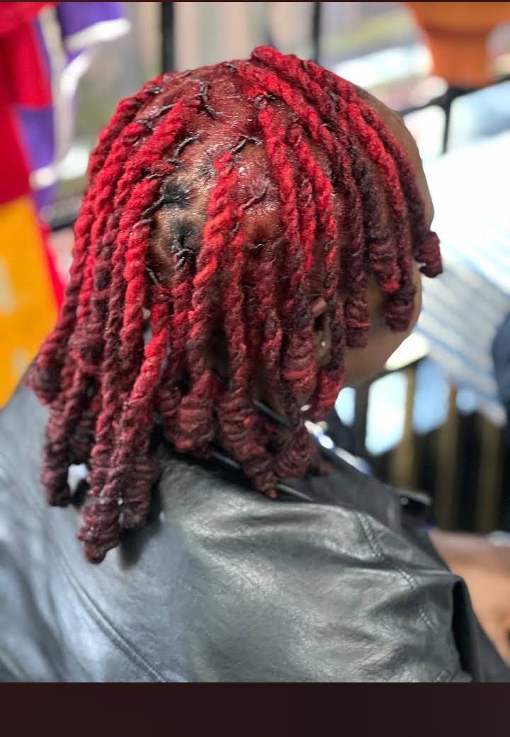 Finished hairstyle at Mwas Salon